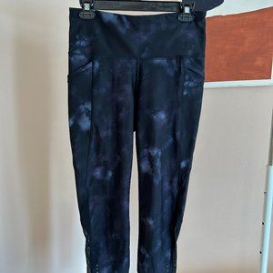 Old Navy Active Powersoft Leggings Size L Black w/ purple tie dye-esque details